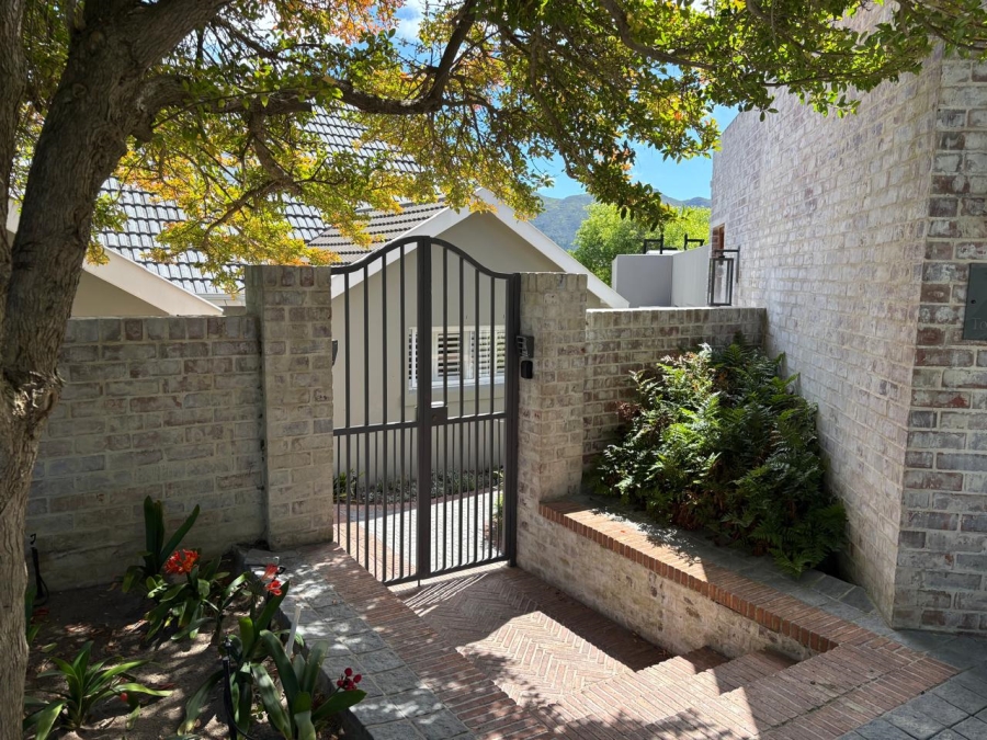 2 Bedroom Property for Sale in San Michel Western Cape